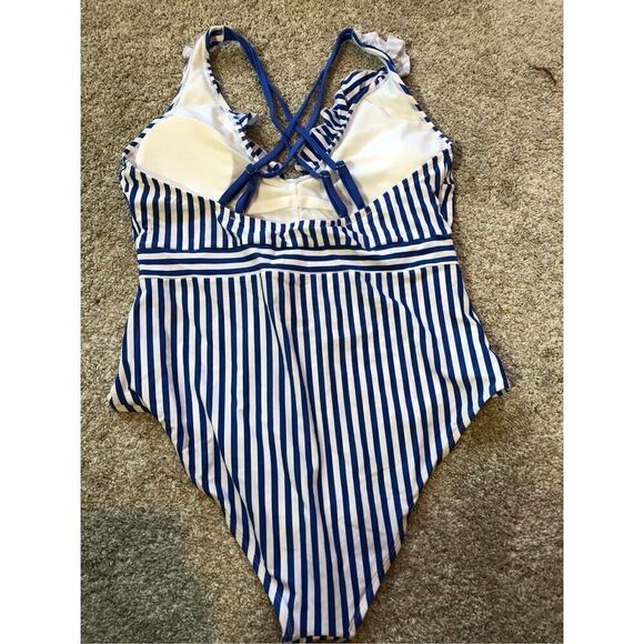 Cupshe Women’s Blue and White Striped Ruffle Cross Strap One Piece Swimsuit Size - Picture 2 of 6